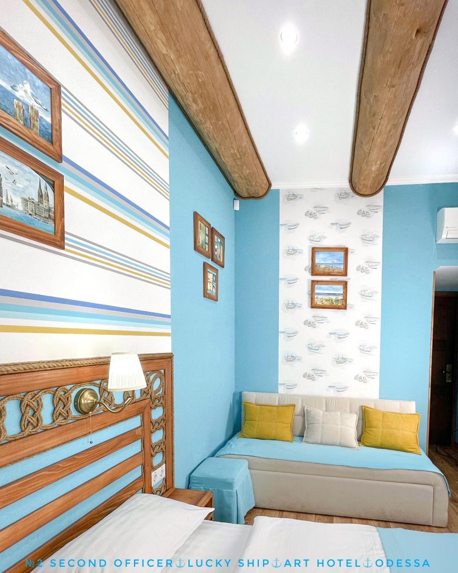 Lucky Ship Art Hotel 敖德萨 外观 照片